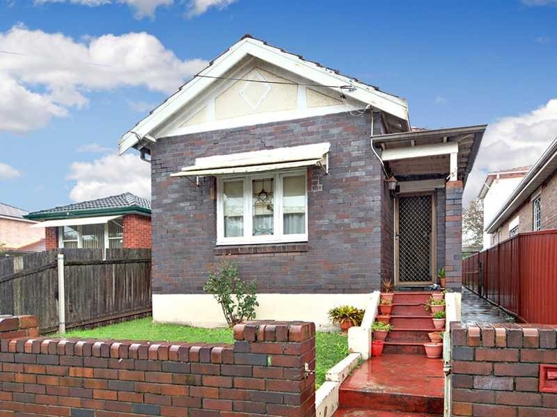2 Palmer Street, Belmore NSW 2192