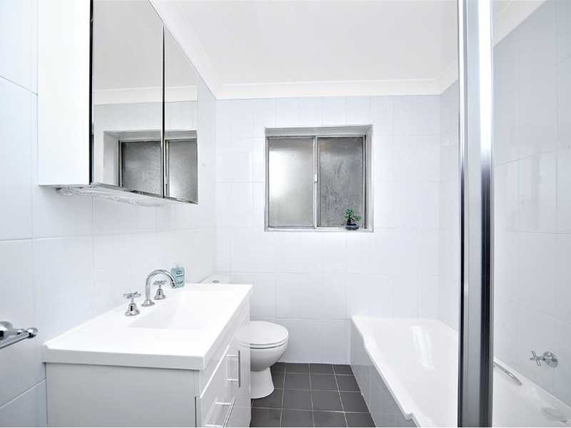 8/42 Broad Arrow Road, Narwee NSW 2209