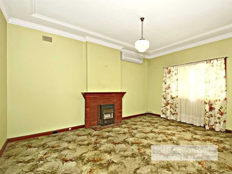 37 Bobodah Street, Kingsgrove NSW 2208