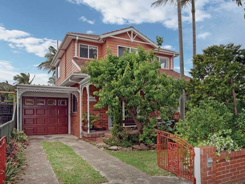 24 Rosebank Avenue, Kingsgrove NSW 2208