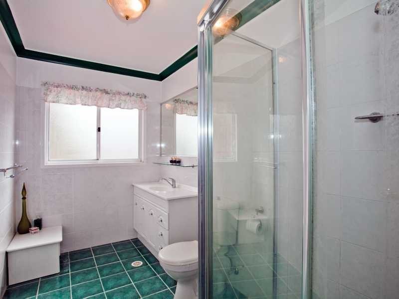 24 Rosebank Avenue, Kingsgrove NSW 2208