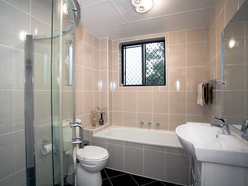 2/68 Castlereagh  Street, Liverpool NSW 2170