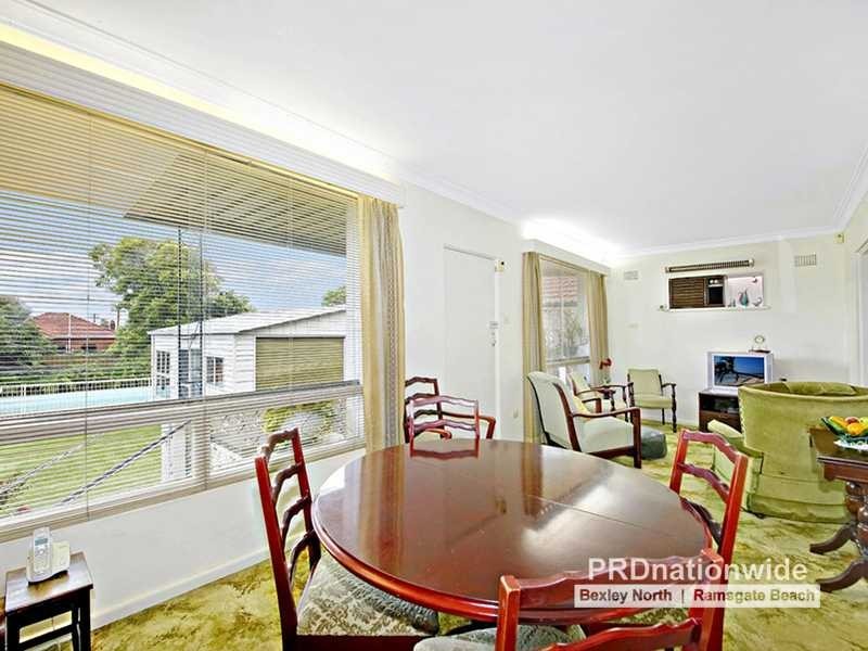 3 Dunkirk Avenue, Kingsgrove NSW 2208