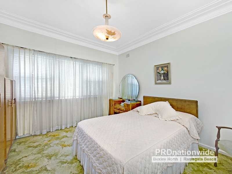 3 Dunkirk Avenue, Kingsgrove NSW 2208