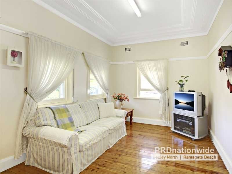 21 Pangee Street, Kingsgrove NSW 2208