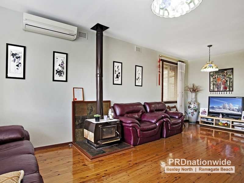 36 Cripps Avenue, Kingsgrove NSW 2208