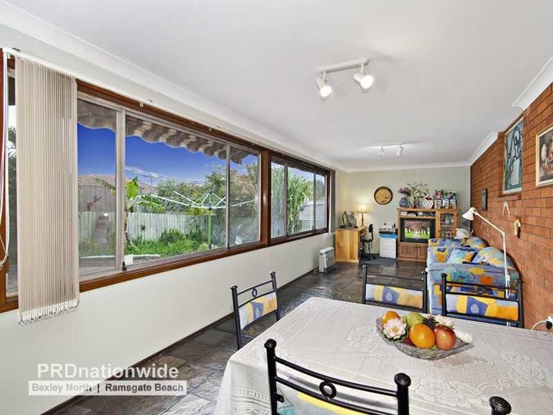 36 Cripps Avenue, Kingsgrove NSW 2208