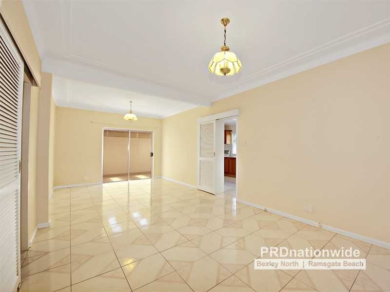 26 Panorama Road, Kingsgrove NSW 2208