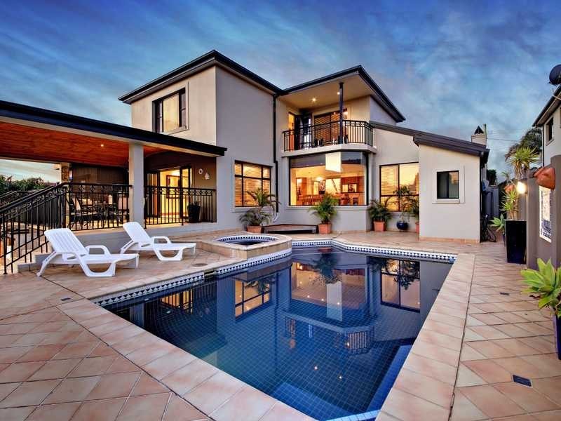 8 Henderson Road, Bexley NSW 2207