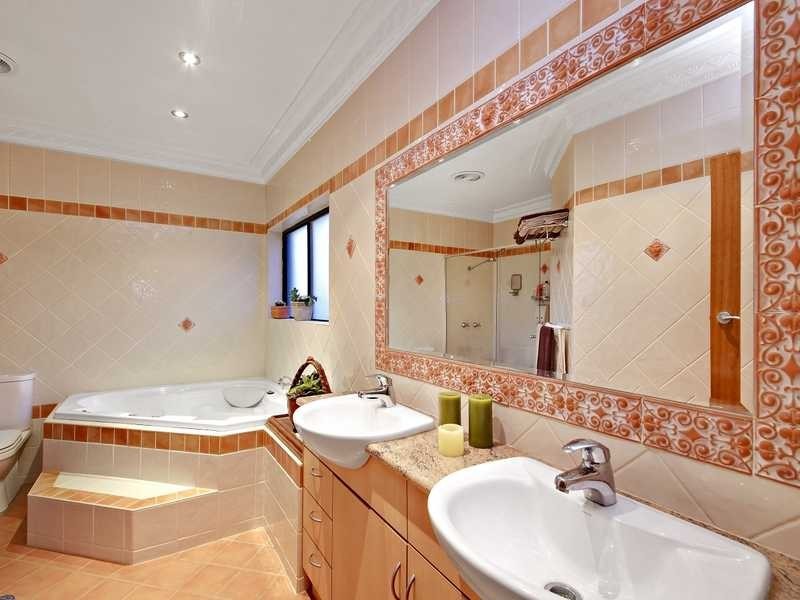 8 Henderson Road, Bexley NSW 2207