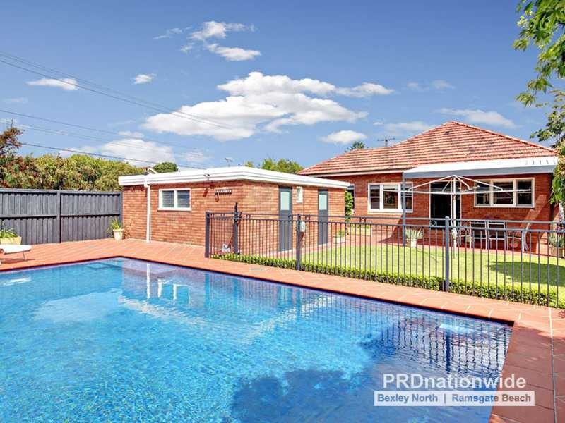 1 Moore Street, Bardwell Park NSW 2207