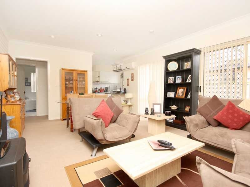 2/57 Old Taren Point Road, Taren Point NSW 2229