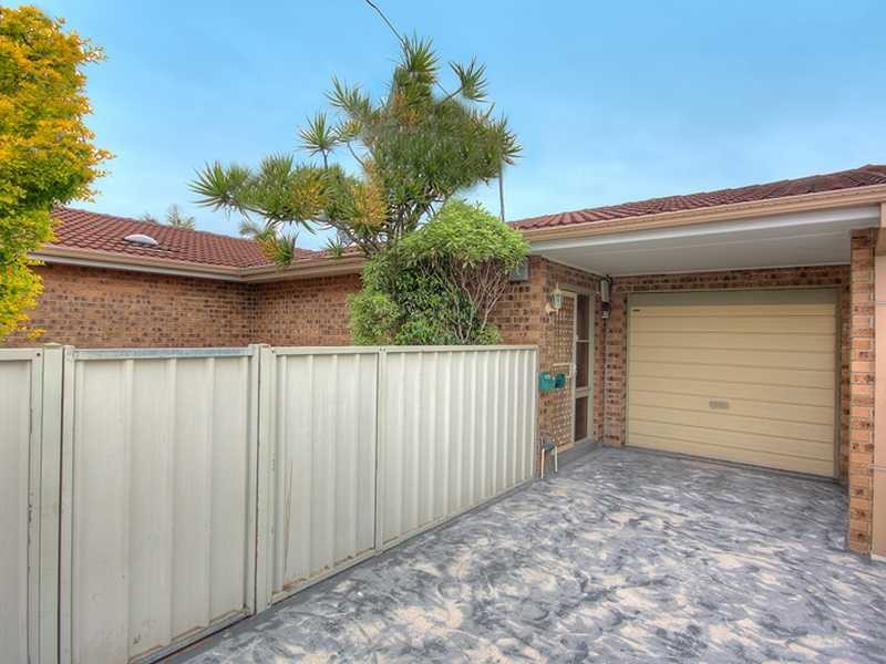 2/57 Old Taren Point Road, Taren Point NSW 2229