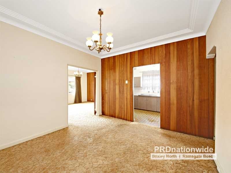 10 Bennett Street, Kingsgrove NSW 2208