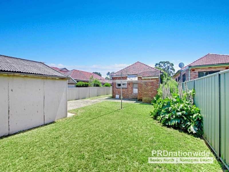 29 Kingsway, Kingsgrove NSW 2208