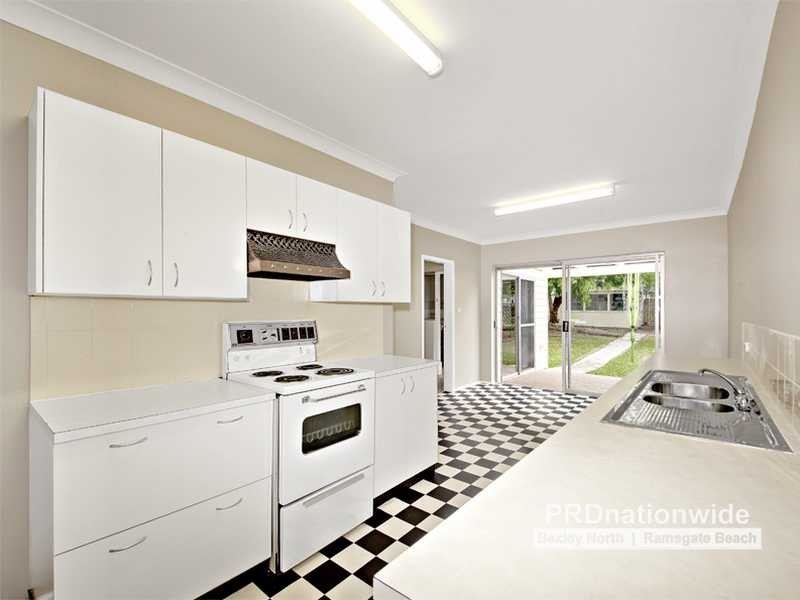 15 Monaro Avenue, Kingsgrove NSW 2208