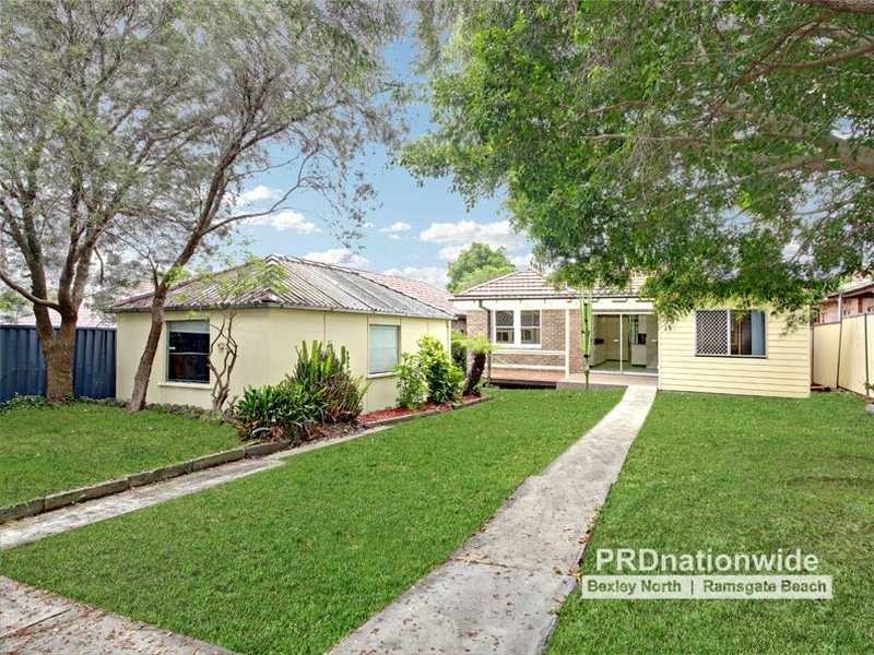 15 Monaro Avenue, Kingsgrove NSW 2208