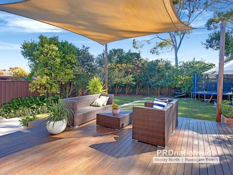 10 New England Drive, Kingsgrove NSW 2208