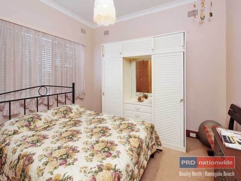 9 Hospital Road, Concord West NSW 2138