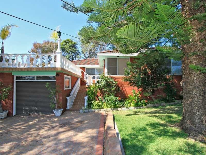 30 Oak Road, Kirrawee NSW 2232