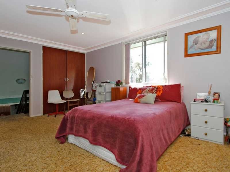 30 Oak Road, Kirrawee NSW 2232