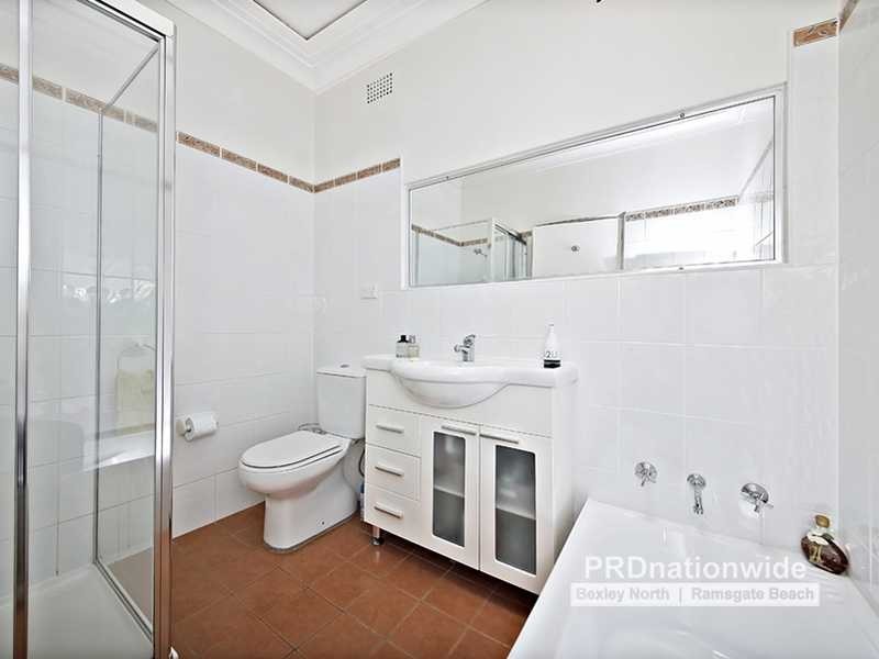 34 Miller Street, Kingsgrove NSW 2208