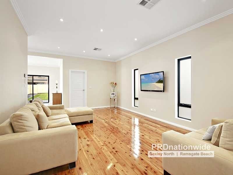 18 Tasker Avenue, Clemton Park NSW 2206