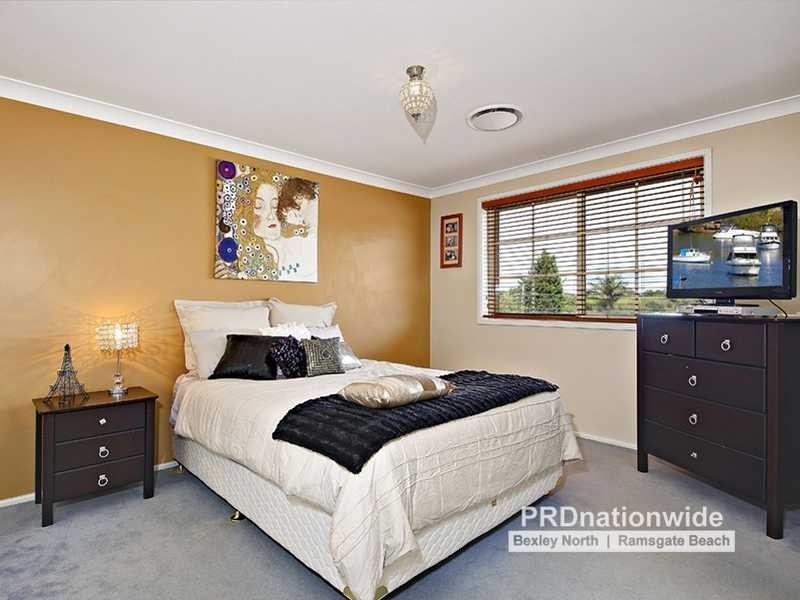 75a Glamis Street, Kingsgrove NSW 2208