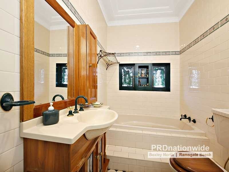 6 Waratah Street, Bexley NSW 2207