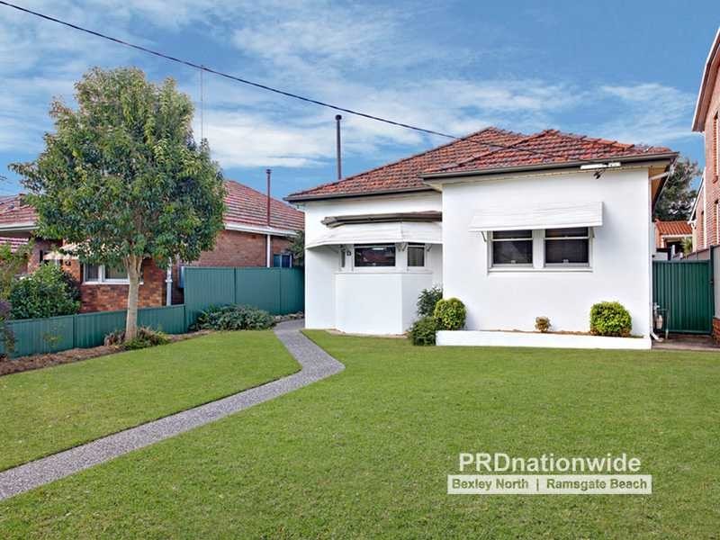 12 Rosemeath Avenue, Kingsgrove NSW 2208