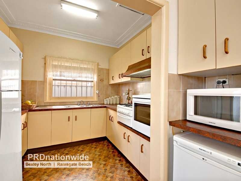 12 Rosemeath Avenue, Kingsgrove NSW 2208