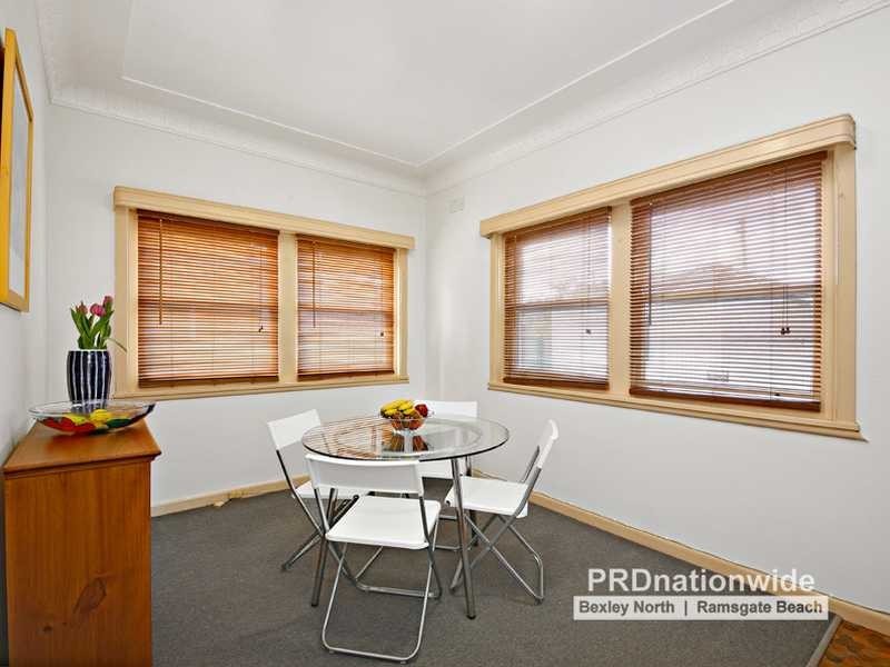 12 Rosemeath Avenue, Kingsgrove NSW 2208