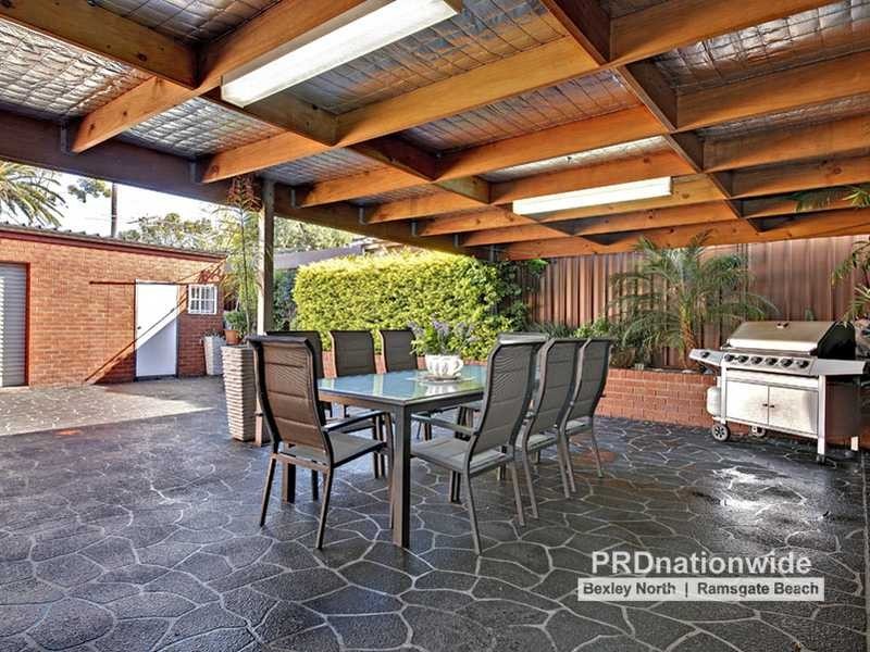 2 Cripps Avenue, Kingsgrove NSW 2208