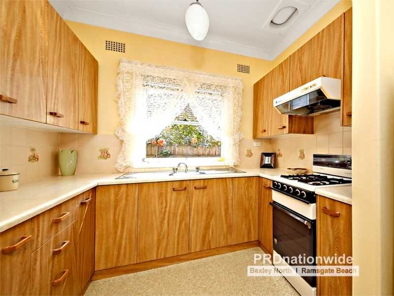 55 Proctor Avenue, Kingsgrove NSW 2208