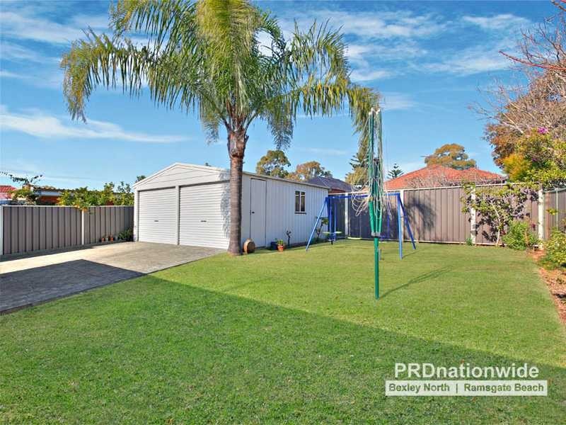 18 Forsyth Street, Kingsgrove NSW 2208