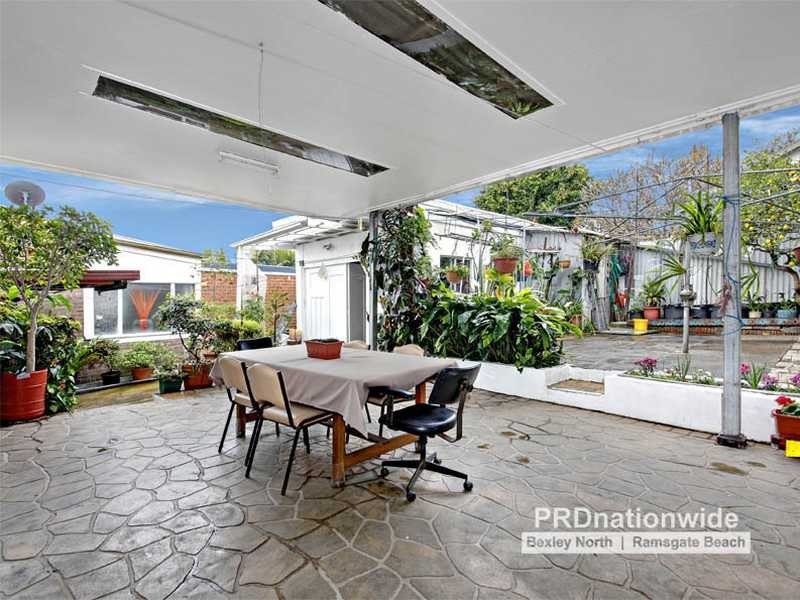 82 Woolcott Street, Earlwood NSW 2206