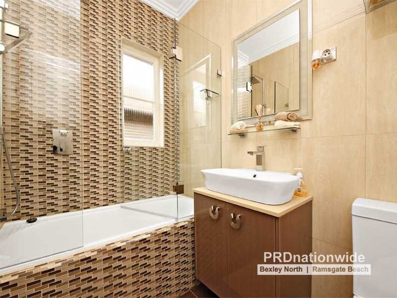 34 Kingsgrove Road, Belmore NSW 2192