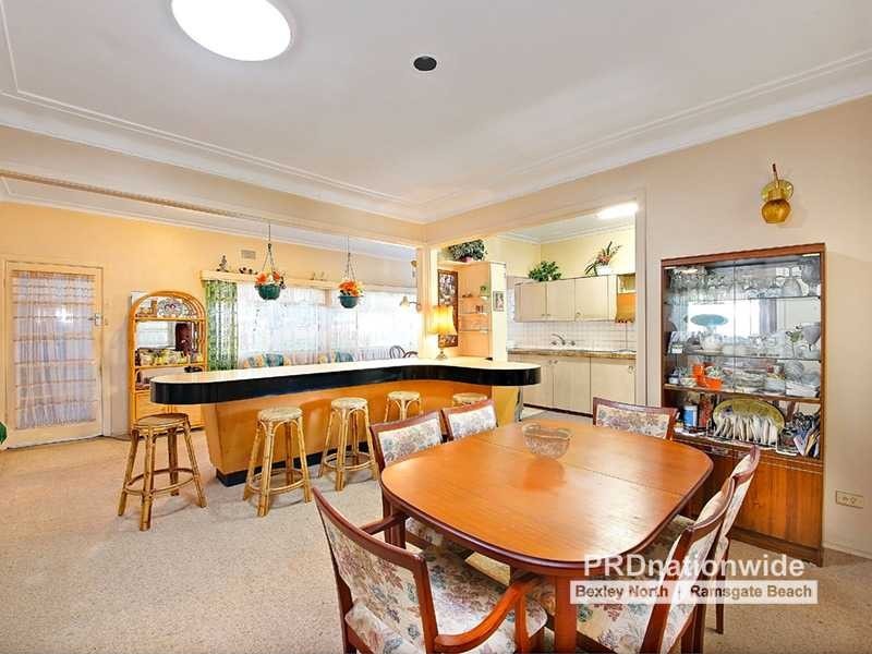 49 Hampden Street, Beverly Hills NSW 2209