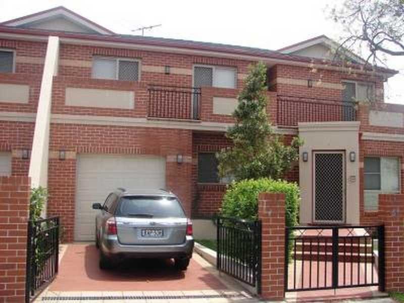 51 Panorama Road, Kingsgrove NSW 2208