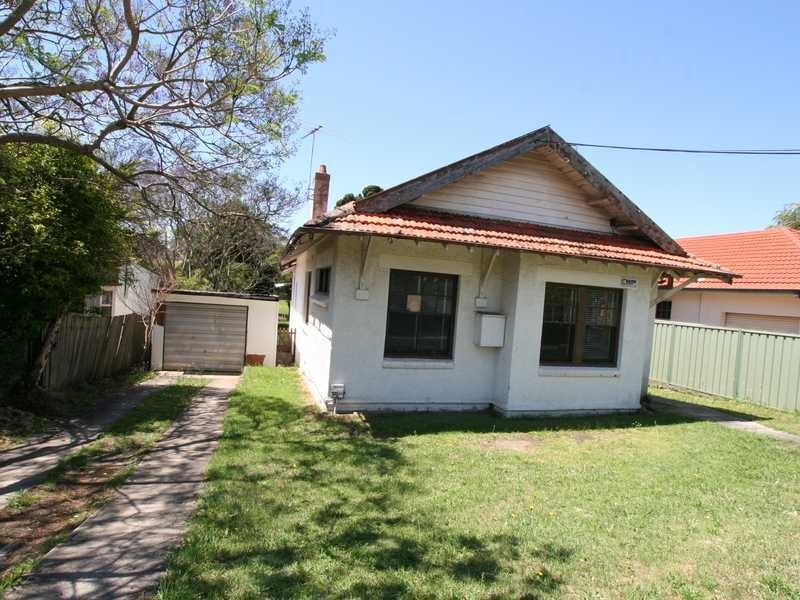 14 Narani Crescent, Earlwood NSW 2206