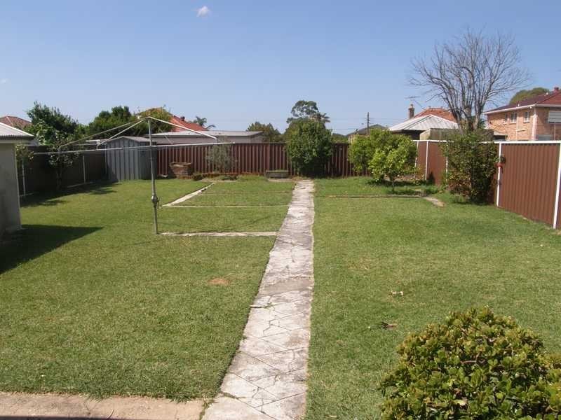 60 Wolli Street, Kingsgrove NSW 2208