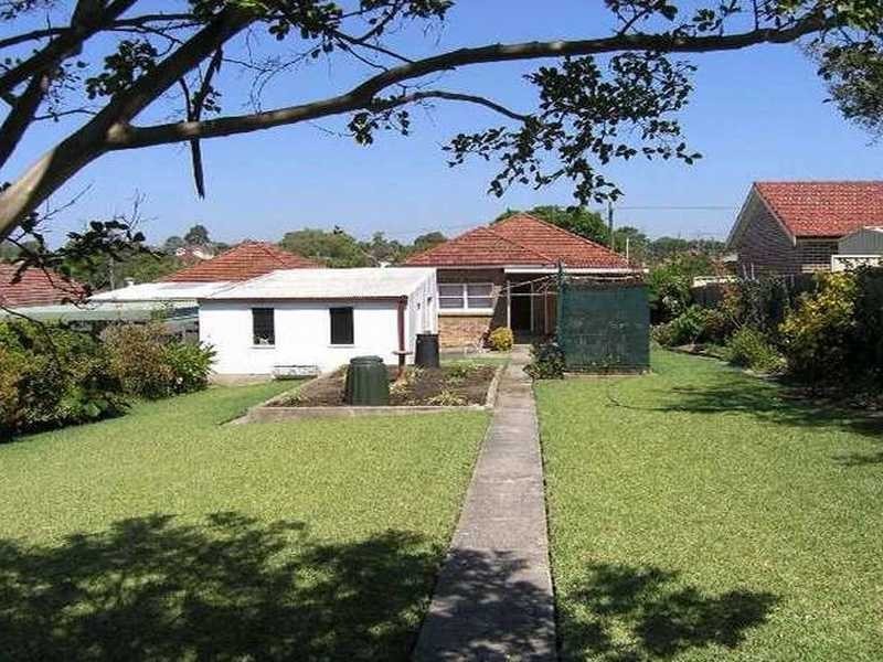 1 Ada Street, Bexley NSW 2207