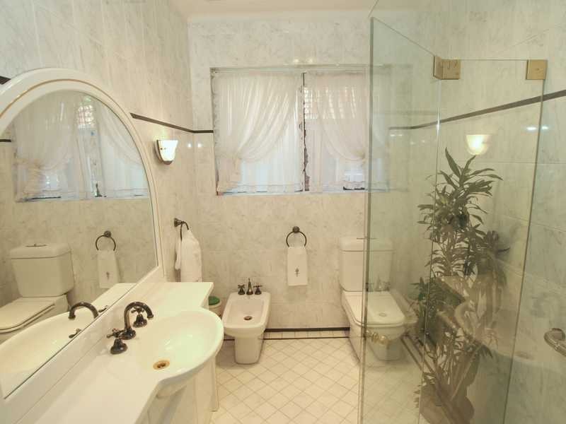 18 Tarilli Street, Beverly Hills NSW 2209