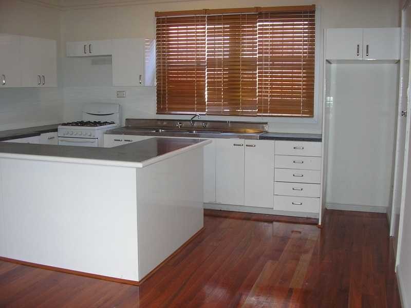 19 Flora Street, Roselands NSW 2196