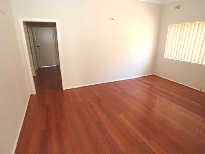 8 Waratah Street, North Strathfield NSW 2137