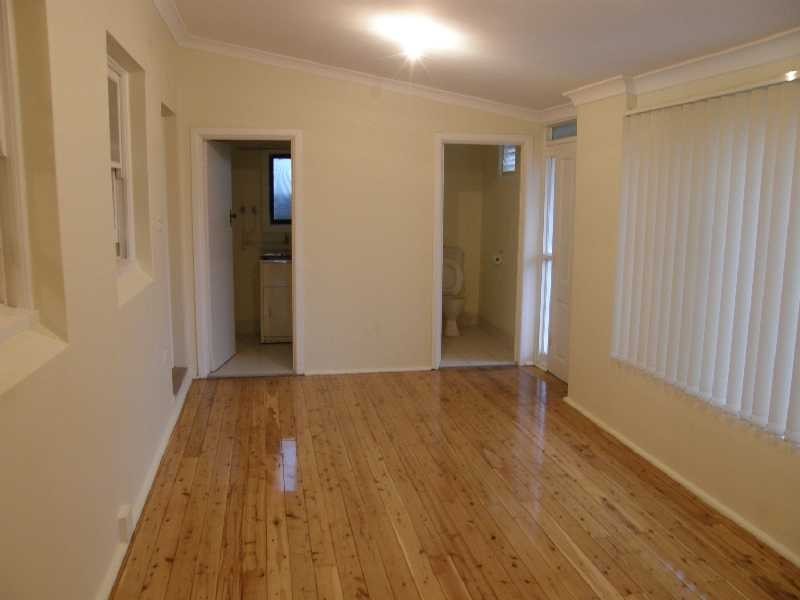 12 Miller Street, Kingsgrove NSW 2208