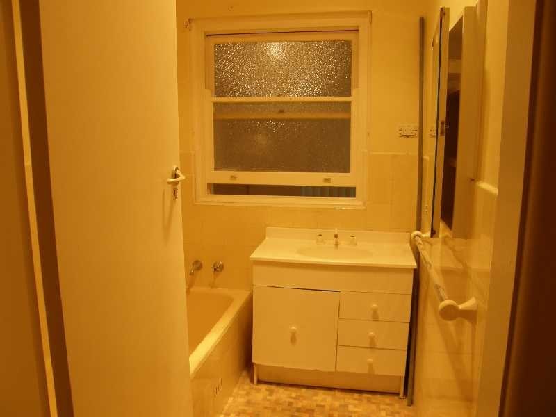 12 Miller Street, Kingsgrove NSW 2208