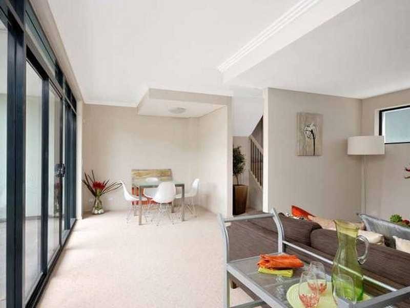 2/324-326 William Street, Kingsgrove NSW 2208