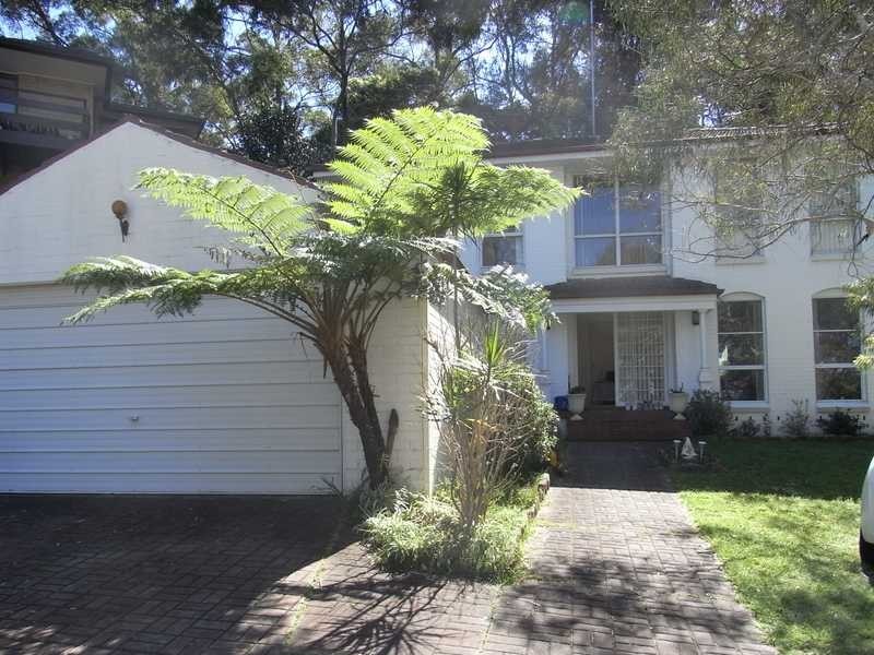 16 Oak Street, Lugarno NSW 2210