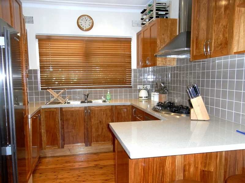 17 Burrell Street, Beverly Hills NSW 2209